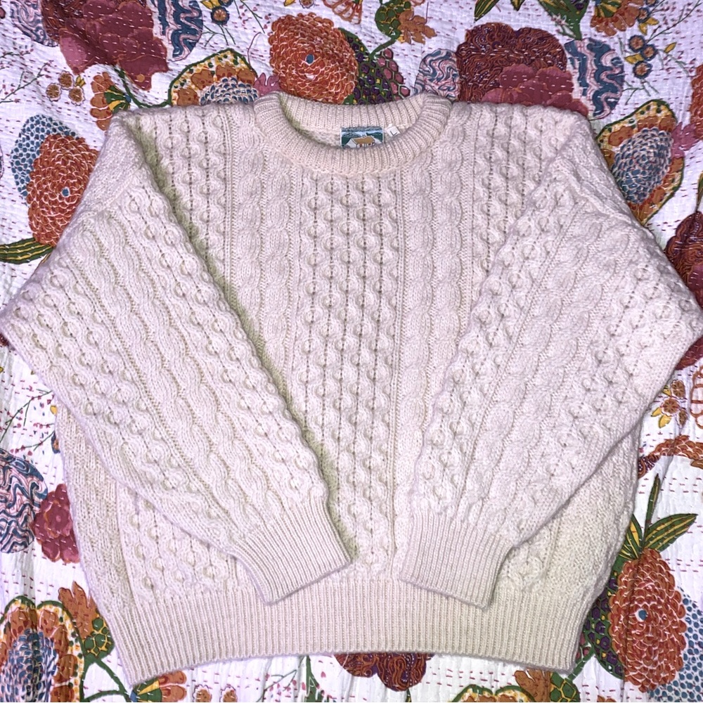 80s vintage celtic cable knit wool sweater
